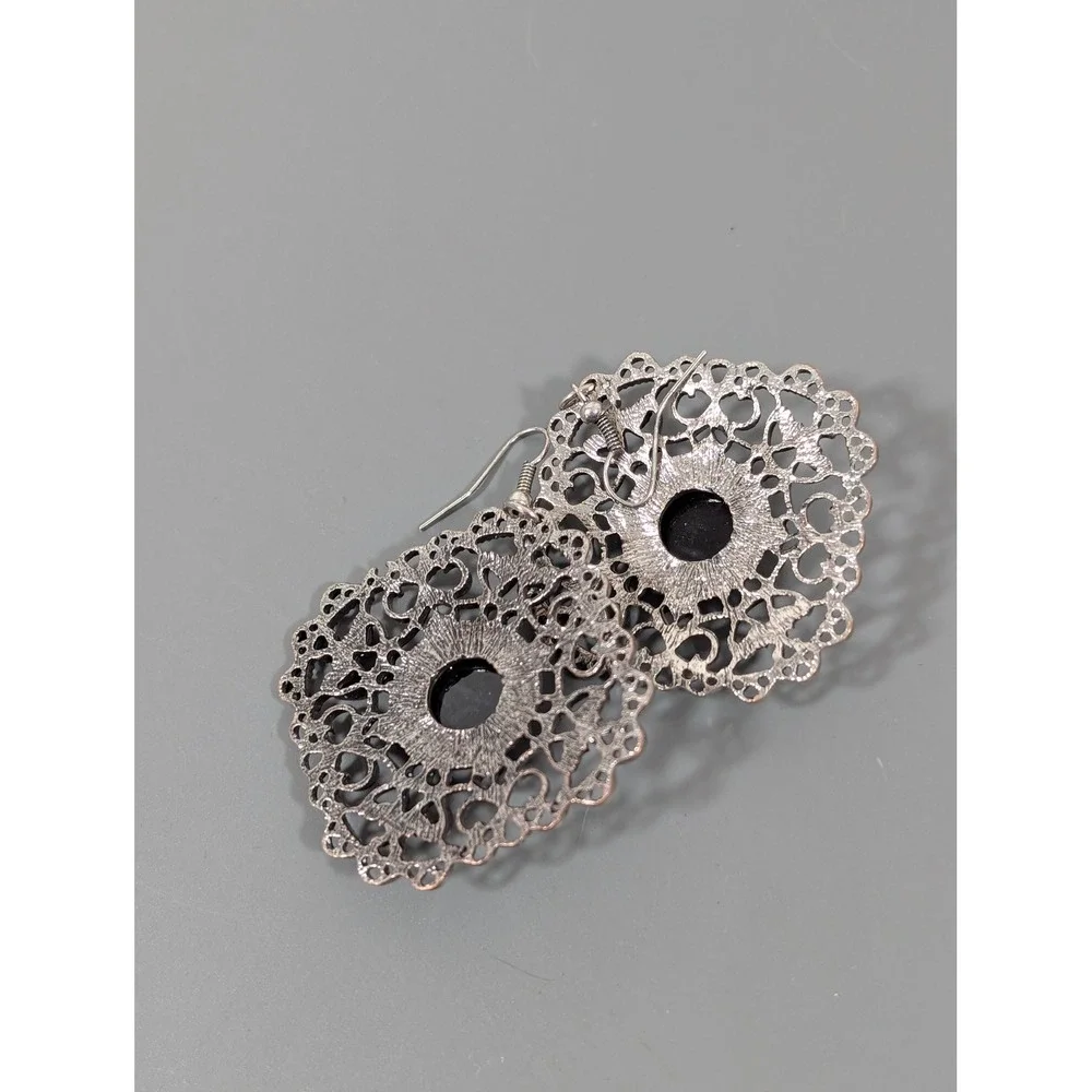 Boho Silver Tone Filigree Dangle Earrings Gray‎ Acrylic Cab